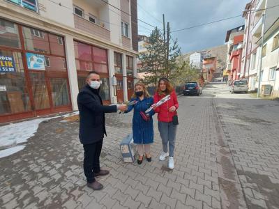 Başkan Çelik Emekçi Kadınların Gününü Kutladı