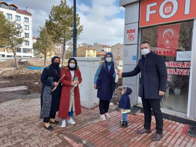 Başkan Çelik Emekçi Kadınların Gününü Kutladı